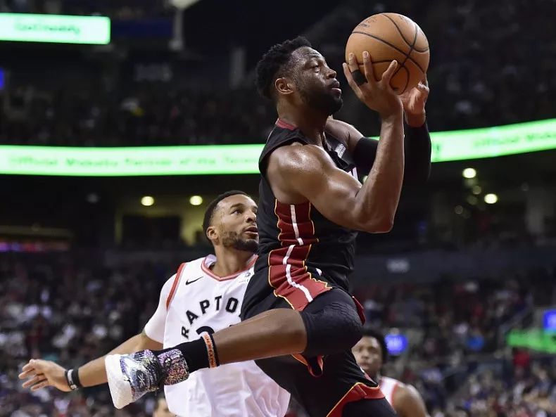  巴特勒硬解爵士热火客场取胜彰显季后赛决心